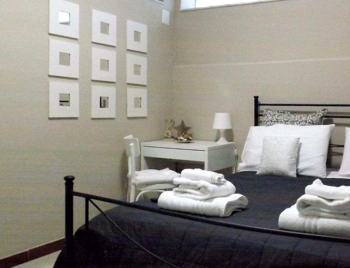 مبيت وإفطار بيترلشينا Domus Tua المظهر الخارجي الصورة