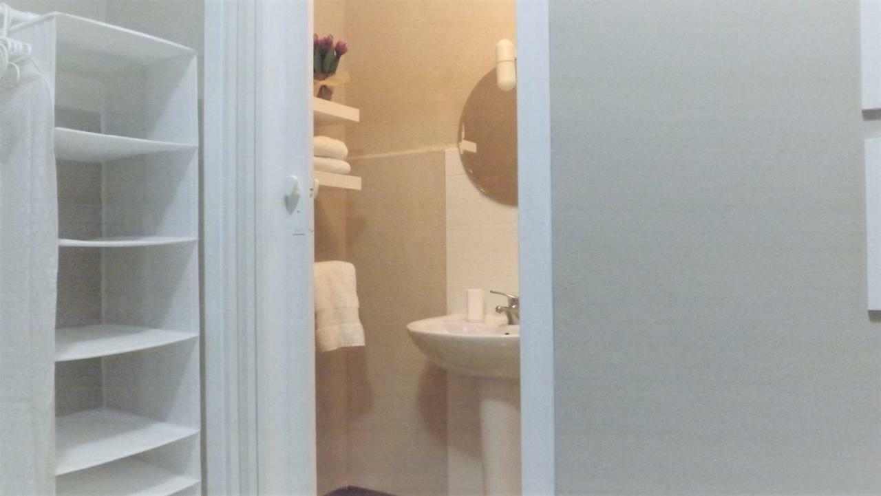 مبيت وإفطار بيترلشينا Domus Tua المظهر الخارجي الصورة